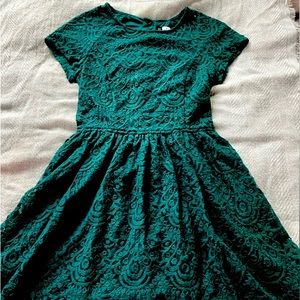 Vintage green lace mini dress - short sleeve, scoop neck